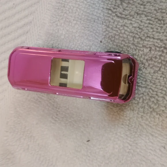 Vintage & Newer Hot Wheels Beach Bomb lot X 4!!!🔥🔥🔥🔥🔥 - Picture 11 of 13